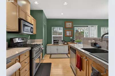 10813 SW Canterbury Ln #104, Tigard, OR 97224 - Photo 17