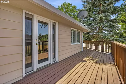 821 Bridge St, Vernonia, OR 97064 - Photo 41