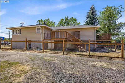 821 Bridge St, Vernonia, OR 97064 - Photo 43