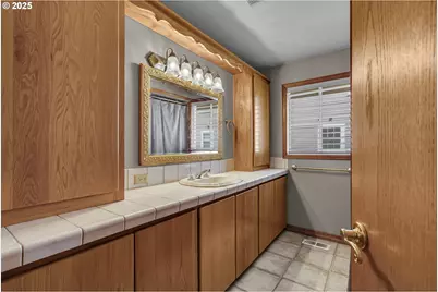 821 Bridge St, Vernonia, OR 97064 - Photo 25