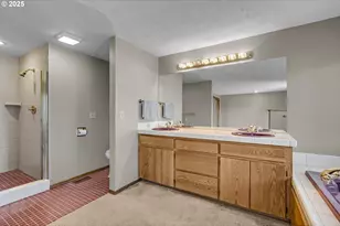 821 Bridge St, Vernonia, OR 97064 - Photo 39