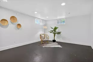 1915 NE Junior St, Portland, OR 97211 - Photo 37