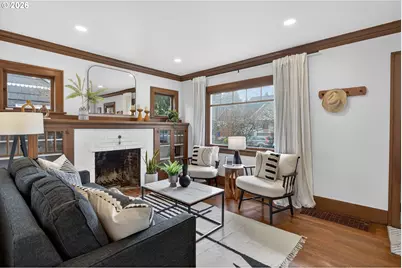 1915 NE Junior St, Portland, OR 97211 - Photo 7