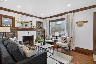 1915 NE Junior St, Portland, OR 97211 - Photo 7