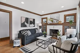 1915 NE Junior St, Portland, OR 97211 - Photo 5