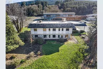 649 Fir St, Drain, OR 97435 - Photo 5