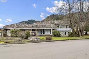 649 Fir St, Drain, OR 97435 - Photo 1