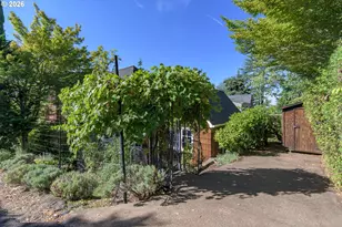 1669 Fairmount Blvd, Eugene, OR 97403 - Photo 45