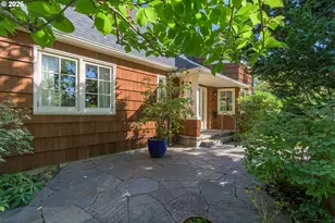 1669 Fairmount Blvd, Eugene, OR 97403 - Photo 3