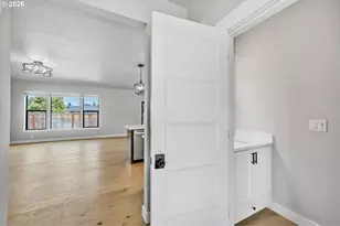 503 Honeysuckle Ln, Eugene, OR 97401 - Photo 5