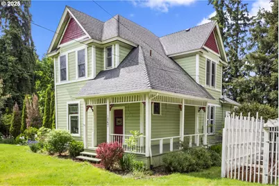 1067 Oak St, Silverton, OR 97381 - Photo 1