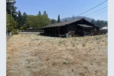 115 Phillips St, Canyonville, OR 97417 - Photo 5