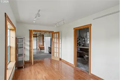 508 S 2nd St, Silverton, OR 97381 - Photo 21
