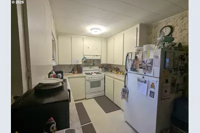 28475 Andy Riggs Rd, Grand Ronde, OR 97347 - Photo 3