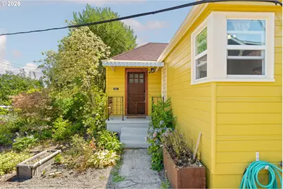 5304 SE Center St, Portland, OR 97206 - Photo 3