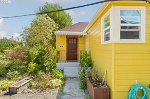 5304 SE Center St, Portland, OR 97206 - Photo 3
