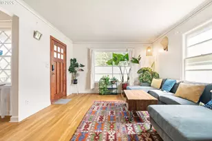 5304 SE Center St, Portland, OR 97206 - Photo 9