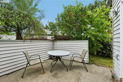 19365 Vincent Dr, Oregon City, OR 97045 - Photo 5