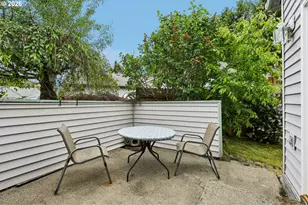 19365 Vincent Dr, Oregon City, OR 97045 - Photo 5