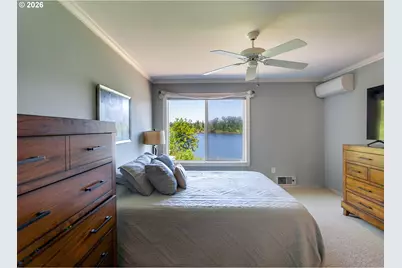 5110 S Landing Dr #303, Portland, OR 97239 - Photo 17