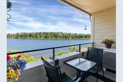 5110 S Landing Dr #303, Portland, OR 97239 - Photo 1