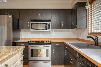 5503 SE Colony Cir, Milwaukie, OR 97267 - Photo 7