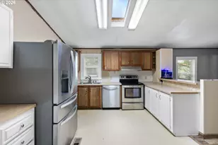 13141 SE Powell Blvd, Portland, OR 97236 - Photo 17