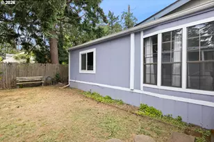 13141 SE Powell Blvd, Portland, OR 97236 - Photo 9