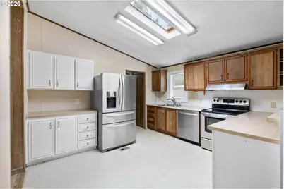 13141 SE Powell Blvd #18, Portland, OR 97236 - Photo 15