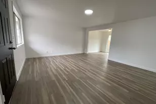 240 SE 26th Ave, Hillsboro, OR 97123 - Photo 5