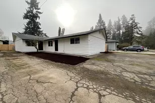 240 SE 26th Ave, Hillsboro, OR 97123 - Photo 3