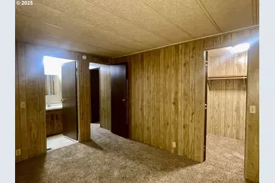 630 Shorepines Hts, Coos Bay, OR 97420 - Photo 29