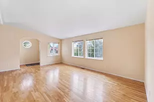 3355 N Delta Hwy, Eugene, OR 97408 - Photo 3