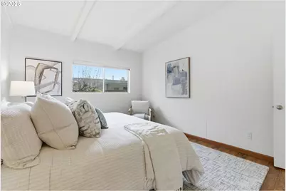 8456 SW Canyon Dr, Portland, OR 97225 - Photo 19