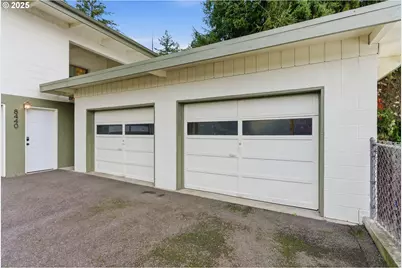 8456 SW Canyon Dr, Portland, OR 97225 - Photo 27