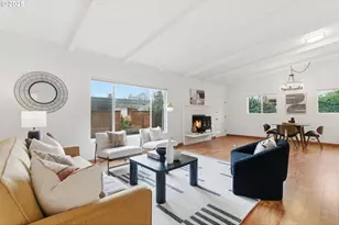 8456 SW Canyon Dr, Portland, OR 97225 - Photo 11