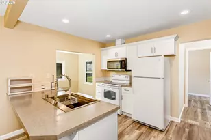 1617 7th Ave, Longview, WA 98632 - Photo 5