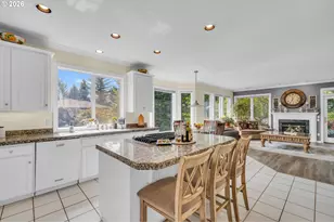 12363 SE Deerfield Dr, Happy Valley, OR 97086 - Photo 9