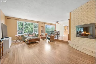 4052 SE 17th St, Gresham, OR 97080 - Photo 7