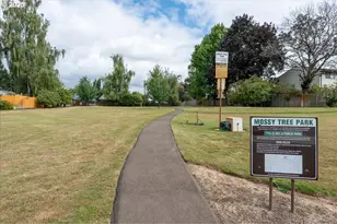 4052 SE 17th St, Gresham, OR 97080 - Photo 43