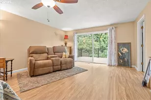 4052 SE 17th St, Gresham, OR 97080 - Photo 23