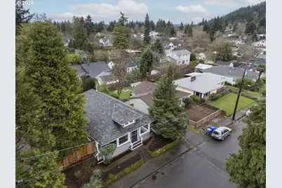 8130 SE Madison St, Portland, OR 97215 - Photo 37