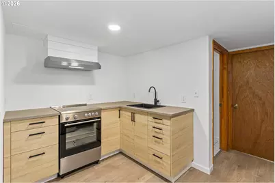 8130 SE Madison St, Portland, OR 97215 - Photo 27