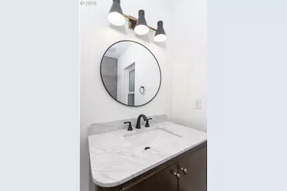 8130 SE Madison St, Portland, OR 97215 - Photo 17