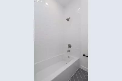 8130 SE Madison St, Portland, OR 97215 - Photo 23