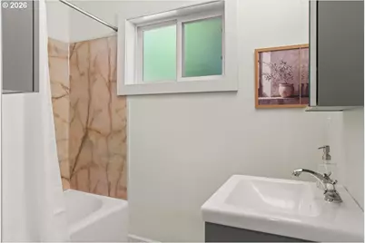 6610 SW Canyon Ln, Portland, OR 97225 - Photo 21
