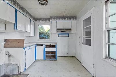 3344 SE 150th Ave, Portland, OR 97236 - Photo 7