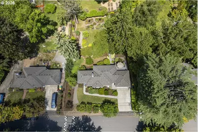 8175 SW Fairway Dr, Portland, OR 97225 - Photo 45