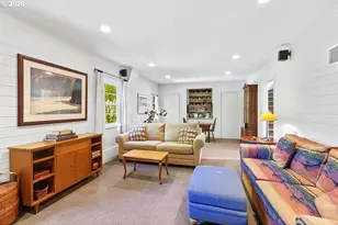 8175 SW Fairway Dr, Portland, OR 97225 - Photo 23