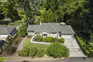 8175 SW Fairway Dr, Portland, OR 97225 - Photo 43